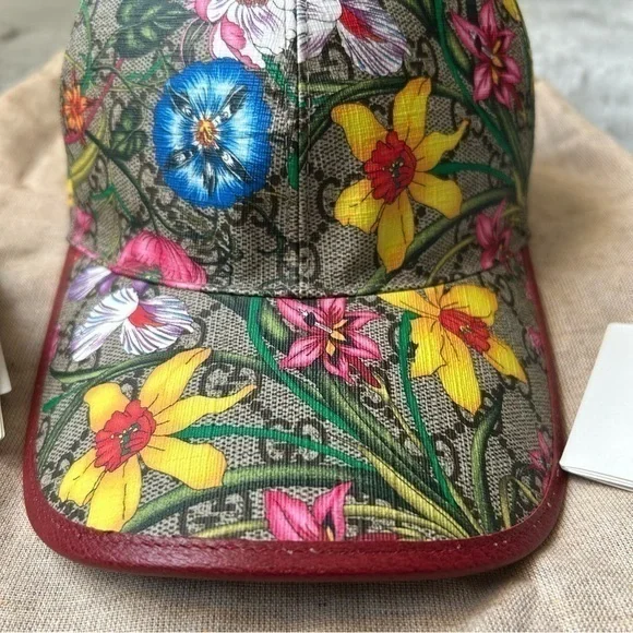 ✨ NWT Gucci Flora GG Supreme Monogram Coated Canvas Baseball Hat - Size M - Picture 2 of 16